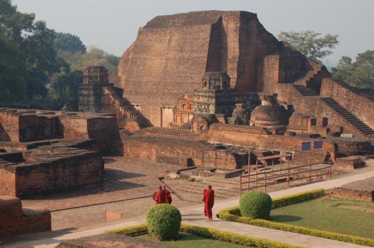 The world's first university was founded in Takshila in 700 BC. More than 10,500 students from all across the globe studied more than 60 subjects.